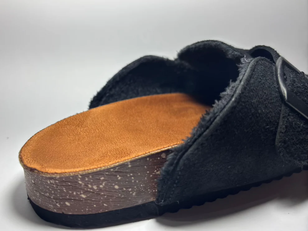 Lapsus- Suede Fur Lined Clogs