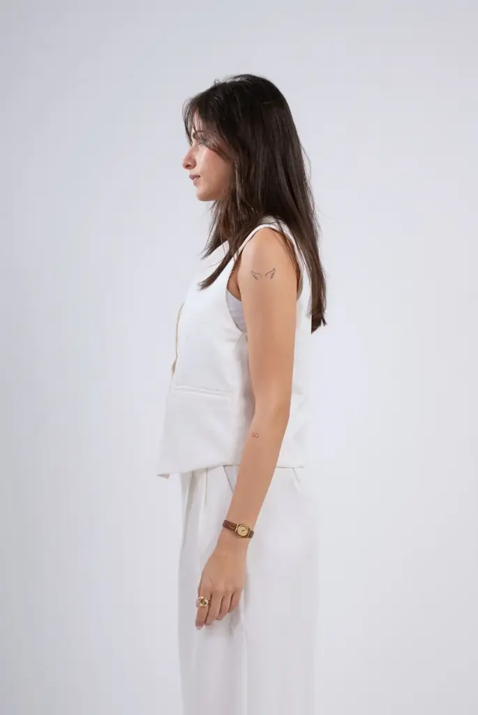 Milvus- Vest