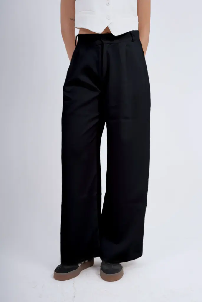 Milvus- Tailored Pants